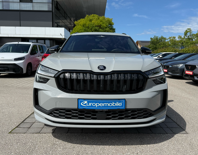 Vorne Skoda Kodiaq Sportline 2.0 TDI 142kW DSG 4x4