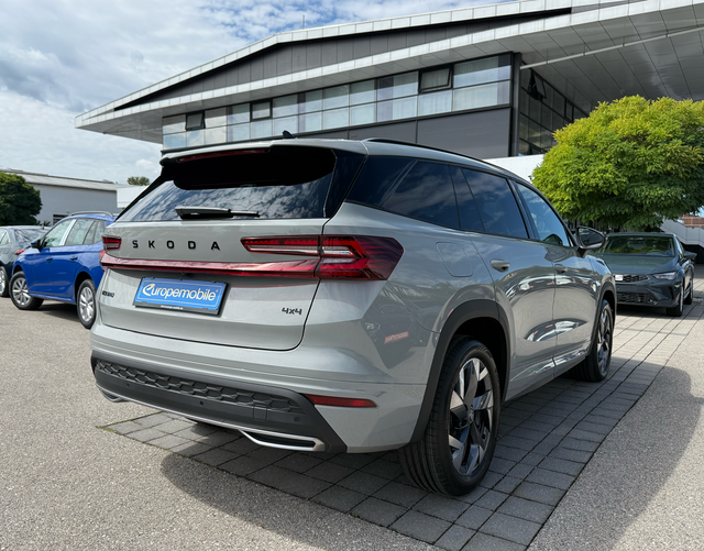 Hinten Skoda Kodiaq Sportline 2.0 TDI 142kW DSG 4x4