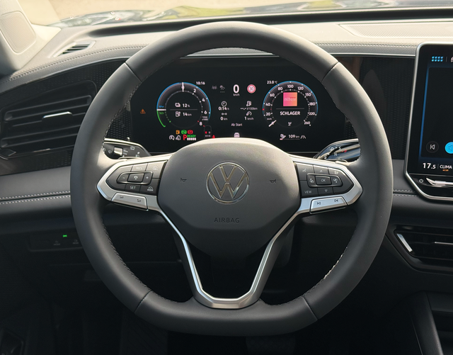 Multifunktionslenkrad Volkswagen Tiguan Life Limited 1.5 eHybrid 150kW Plug-in DSG