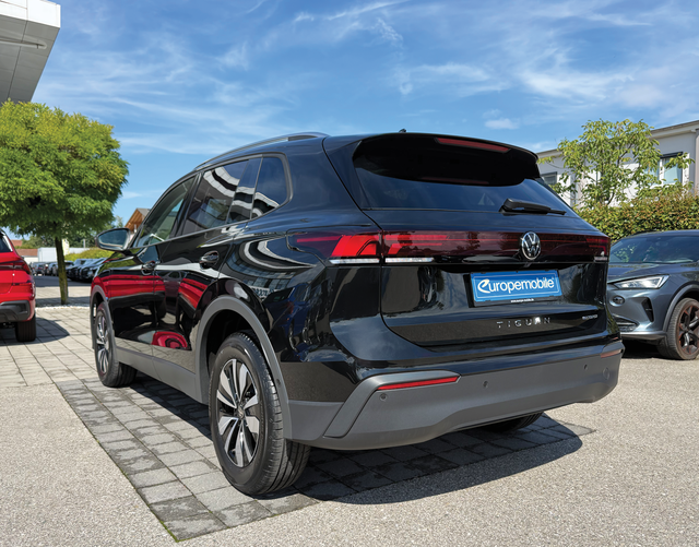 Hinten Volkswagen Tiguan Life Limited 1.5 eHybrid 150kW Plug-in DSG