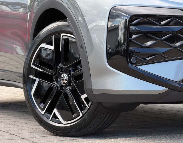 Felge Volkswagen T-Roc R-Line 1.5 eTSI OPF DSG 150 