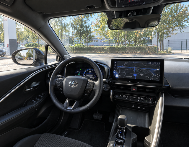 Innenraum Toyota C-HR 2.0-l-VVT-i Hybrid FWD