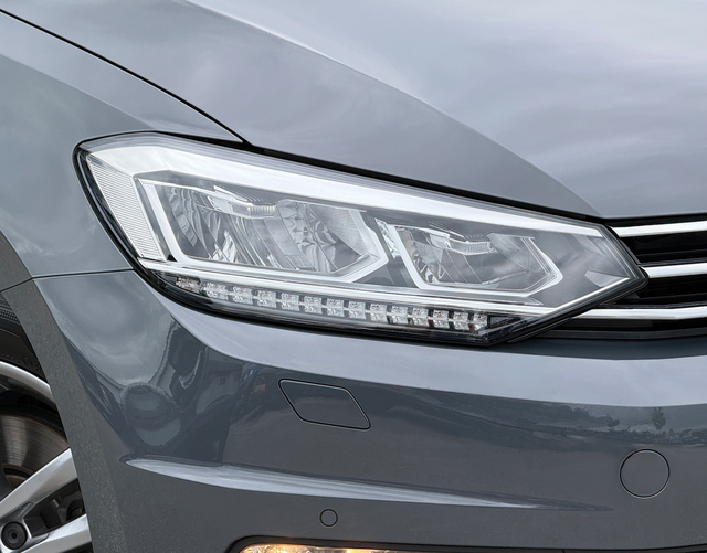 LED Scheinwerfer Volkswagen Touran Highline 1.5 TSI 150 DSG
