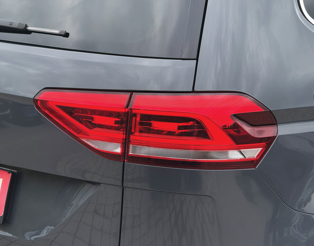 LED R&uuml;ckleuchte Volkswagen Touran Highline 1.5 TSI 150 DSG