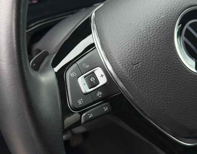 Multifunktionslenkrad Volkswagen Touran Highline 1.5 TSI 150 DSG