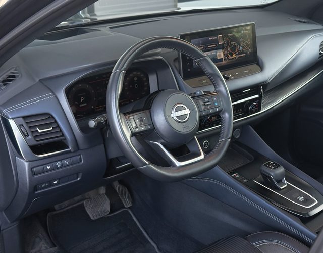 Interieur Nissan Qashqai TEKNA 1.3