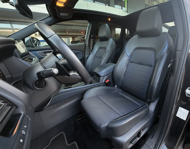 Vordersitze Polsterung Nissan Qashqai TEKNA 1.3