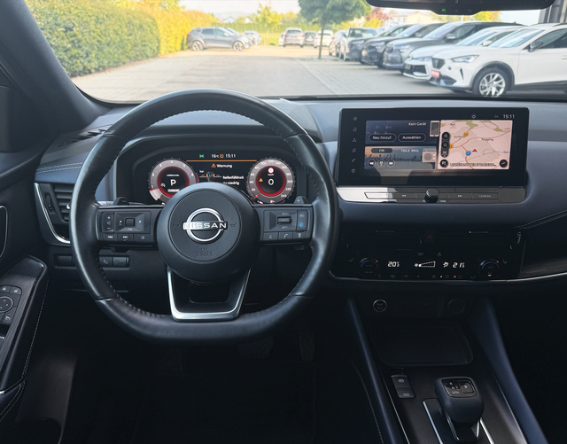 Innenraum Nissan Qashqai TEKNA 1.3
