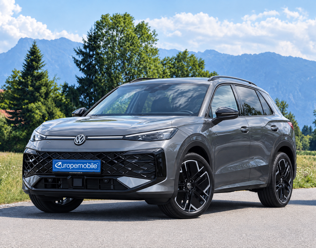 Volkswagen T-Roc - R-Line 1.5 eTSI OPF DSG 150 (Leasingaktion) BLACK/MATRIX/SOUND/PARK/EASY/PANO/AHK/UVM.