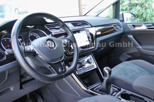 Volkswagen Touran 2.0 TDI Highline*7-Sitze*LED*Navi*Kamera 