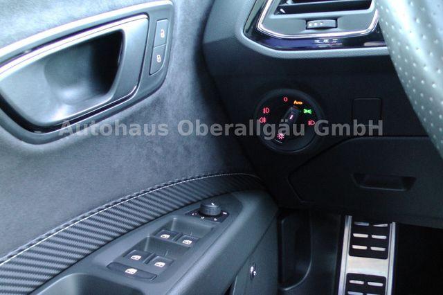 Seat Leon Sportstourer ST Cupra 300 4Drive*LED*Virtual*Beats*DCC* 