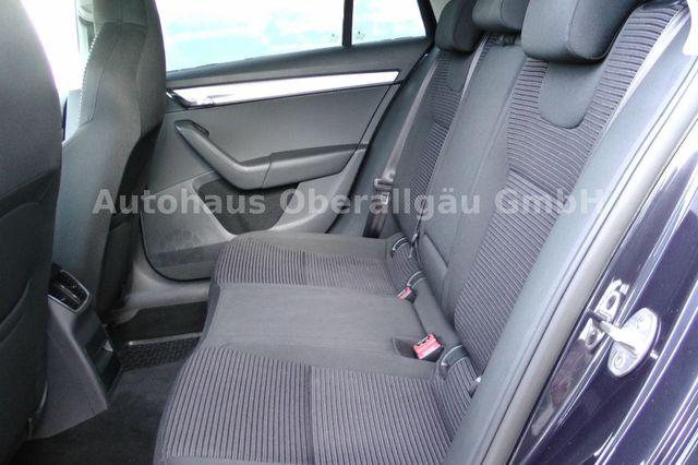 Skoda Octavia Combi Style 1.4 TSI DSG *AHK*Xenon*DAB* 