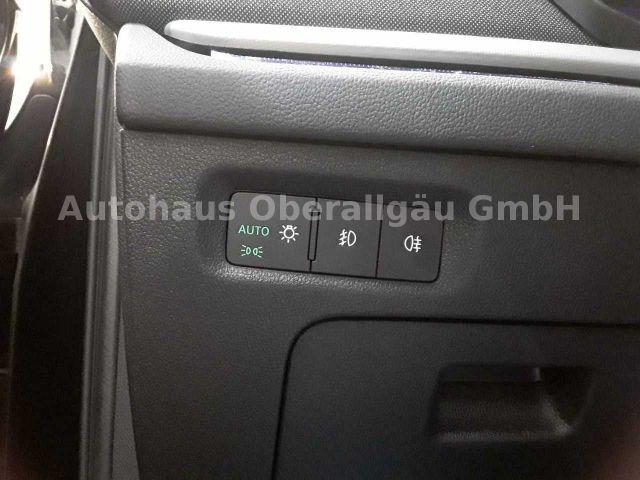 Skoda Octavia Combi 2.0 TDI FIRST EDIT. COMBI*Matrix*ACC* 