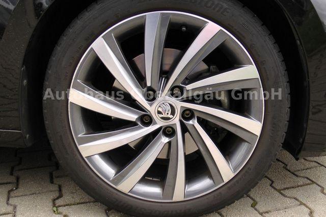 Skoda Octavia Combi 2.0 TDI FIRST EDIT. COMBI*Matrix*ACC* 
