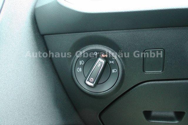 Seat Leon Xcellence 2.0 TDI DSG*Navi*DAB*FullLink*SHZ 