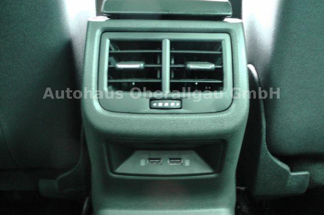 Seat Leon Xcellence 2.0 TDI DSG*Navi*DAB*FullLink*SHZ 