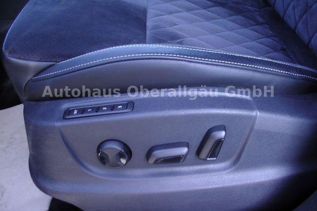 Skoda Octavia Combi RS 4x4*Challenge Pro*DCC*Canton* 