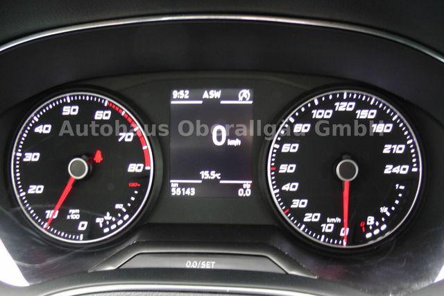 Seat Arona Style*LED Scheinwerfer*Alcantara*DAB*Navi* 