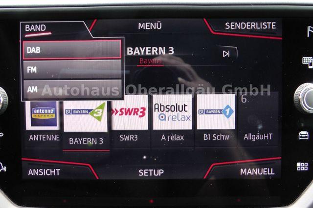 Seat Arona Style*LED Scheinwerfer*Alcantara*DAB*Navi* 