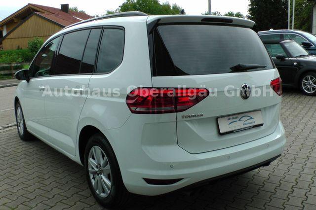 Volkswagen Touran Comfortline*Automatik*Navi*AHK*ACC 