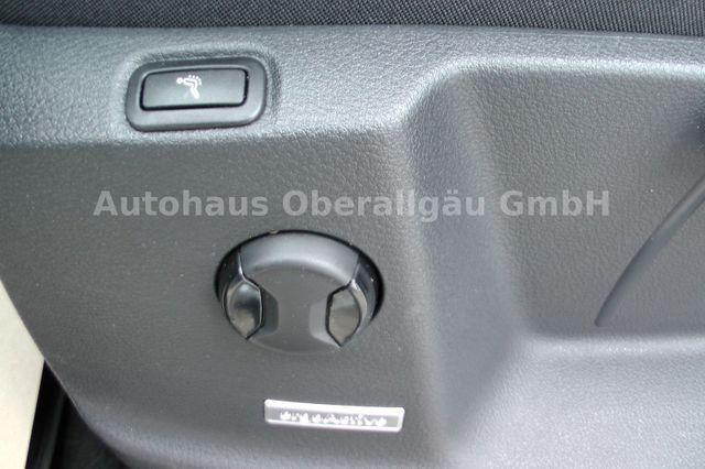 Volkswagen Touran Comfortline*Automatik*Navi*AHK*ACC 