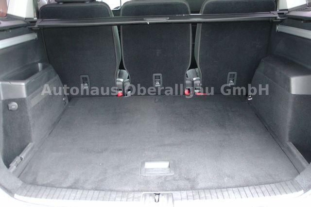 Volkswagen Touran Comfortline*Automatik*Navi*AHK*ACC 