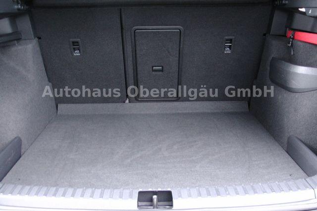 Skoda Karoq Scout 4x4*LED*AHK*ACC*DCC*Standheizung 