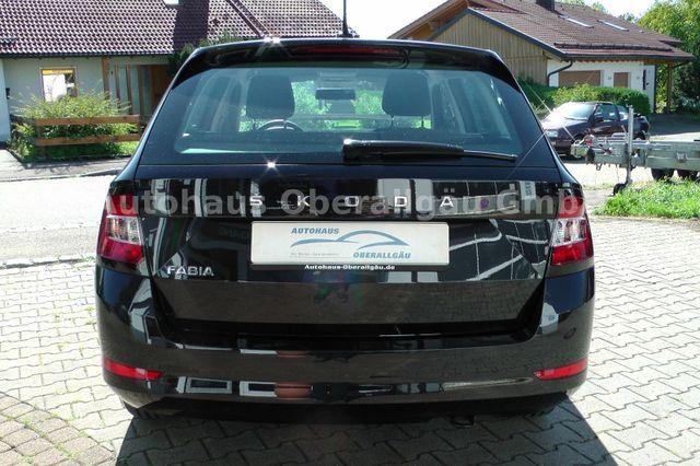 Skoda Fabia Combi Style*SmartLink*Sitzheiz*Tempomat 