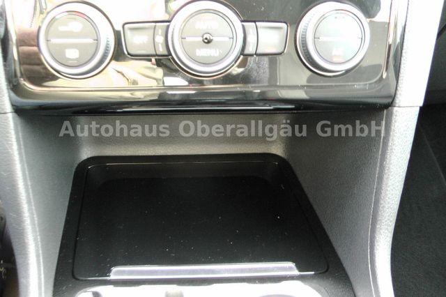 Volkswagen Golf Sportsvan VII Highline*Sitzheiz*Bluetooth 