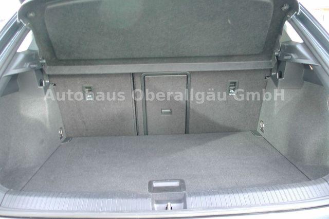 Volkswagen T-Roc IQ.DRIVE 1.5 TSI Automatik*Standheizung* 