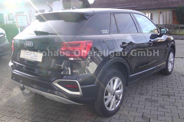 Audi Q2 35 TDI quattro*AHK*MatrixLED*Automatik*Kamera 