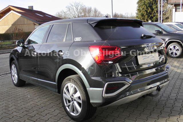 Audi Q2 35 TDI quattro*AHK*MatrixLED*Automatik*Kamera 