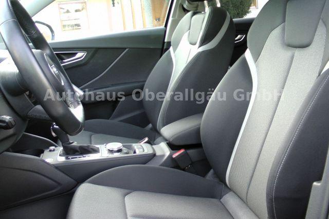 Audi Q2 35 TDI quattro*AHK*MatrixLED*Automatik*Kamera 