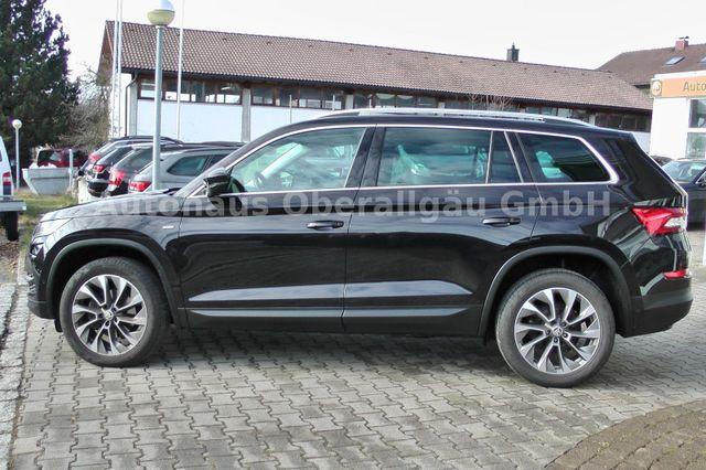 Skoda Kodiaq Clever 4x4*LED*AHK*ACC*Panorama*Standheiz 