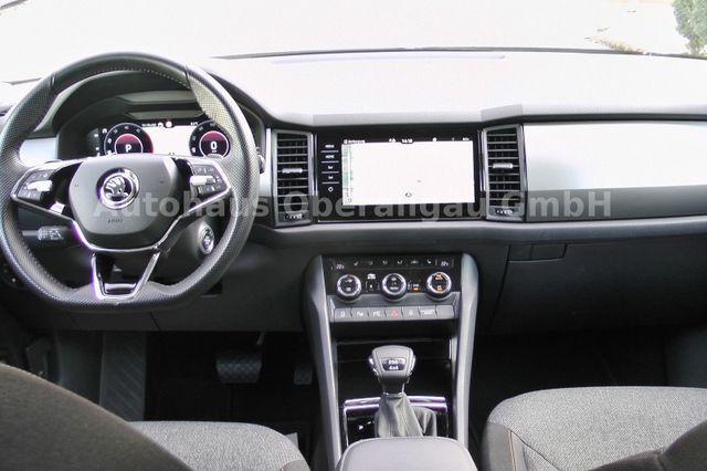 Skoda Kodiaq Clever 4x4*LED*AHK*ACC*Panorama*Standheiz 