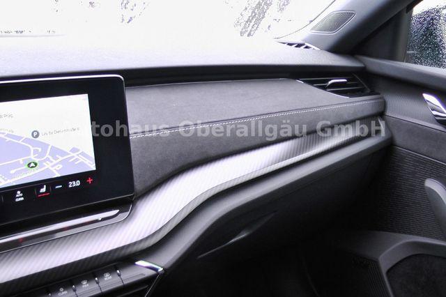 Skoda Octavia Combi RS Plus 4x4*AHK*ACC*Standheiz*DCC*HUD* 