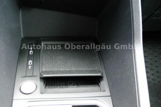 Volkswagen Caddy 2.0 TDI Style*LED*Standheizung*AHK*ACC* 