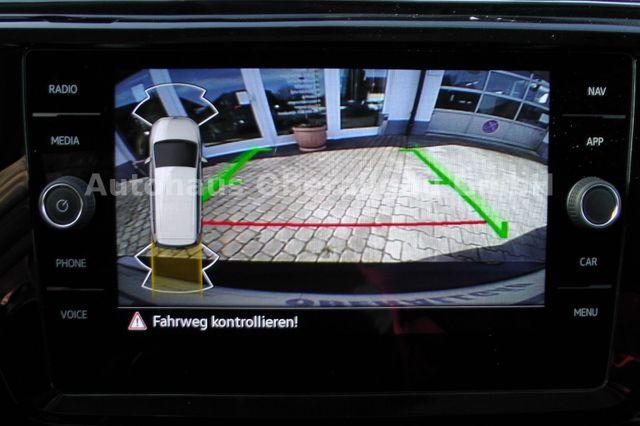 Volkswagen Touran Highline 2.0 TDI*AHK*ACC*Standheizung*LED 