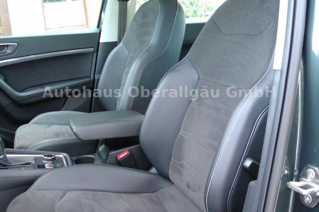 Seat Ateca 2.0 TDI 4Drive*LED*ACC*DCC*Panorama*Navi 