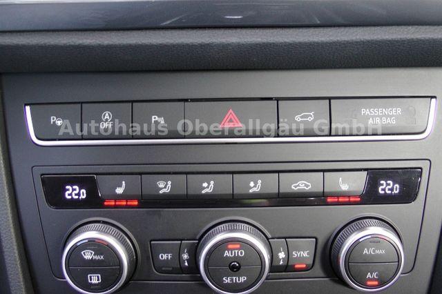 Seat Ateca 2.0 TDI 4Drive*LED*ACC*DCC*Panorama*Navi 