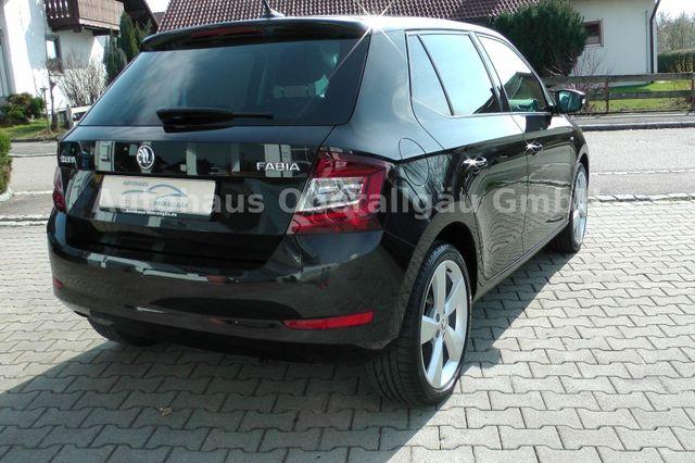 Skoda Fabia Clever 1.0 TSI*Navi*Sitzheiz*LED*DAB*Bluet 