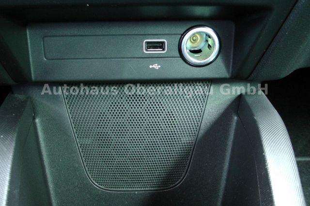 Skoda Fabia Clever 1.0 TSI*Navi*Sitzheiz*LED*DAB*Bluet 