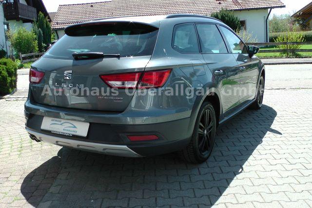 Seat Leon Sportstourer ST X-Perience 2.0 TDI 4Drive*Allrad*Navi* 