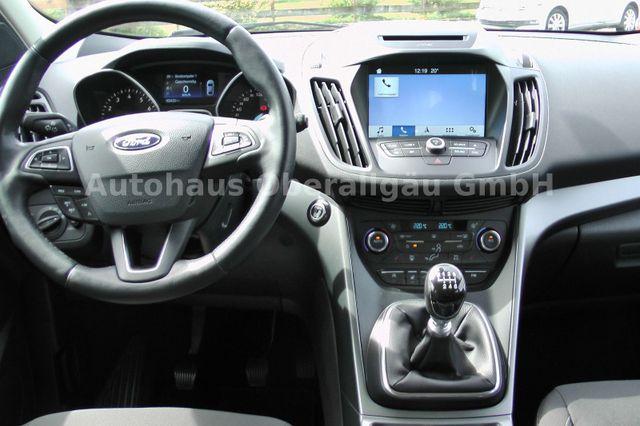 Ford Kuga 1.5 Cool & Connect*Navi*Sitzheiz*Kamera 