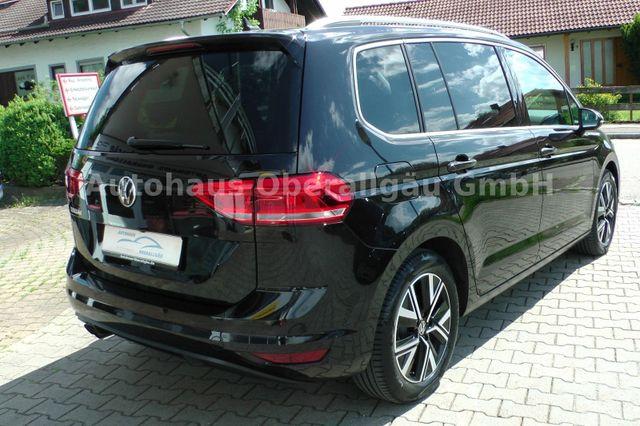 Volkswagen Touran Highline 2.0 TDI DSG*AHK*Kamera*SHZ*NAVI 