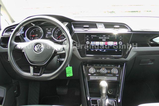 Volkswagen Touran Highline 2.0 TDI DSG*AHK*Kamera*SHZ*NAVI 