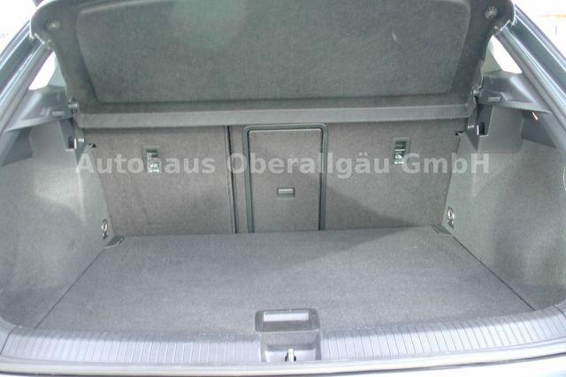 Volkswagen T-Roc 1.5 TSI IQ.DRIVE DSG*Standheiz*Kamera*Navi 
