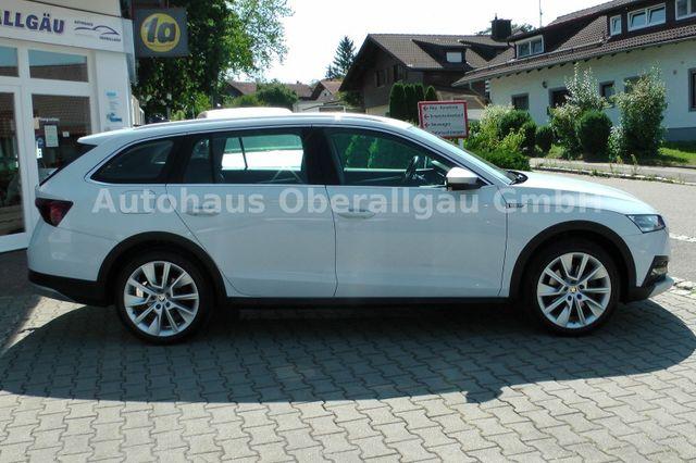Skoda Octavia Combi Scout 4x4*AHK*Standheizung*LED 