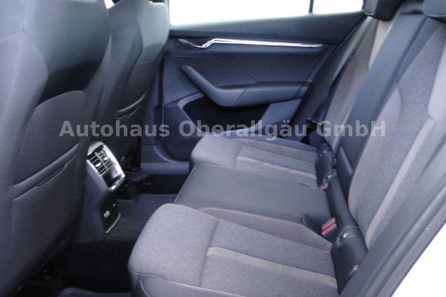 Skoda Octavia Combi Scout 4x4*AHK*Standheizung*LED 