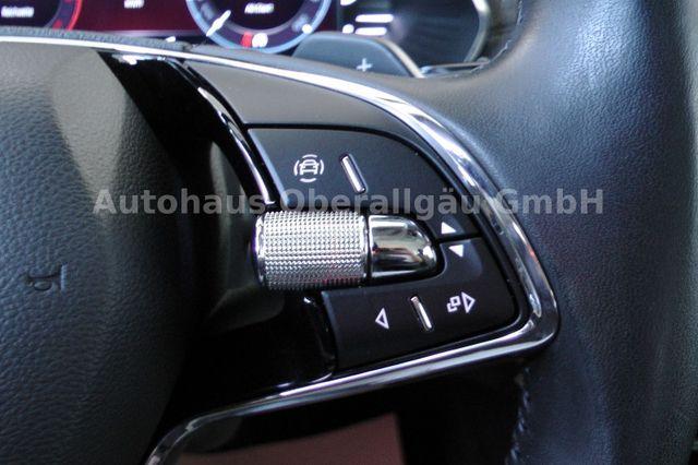 Skoda Octavia Combi Scout 4x4*AHK*Standheizung*LED 